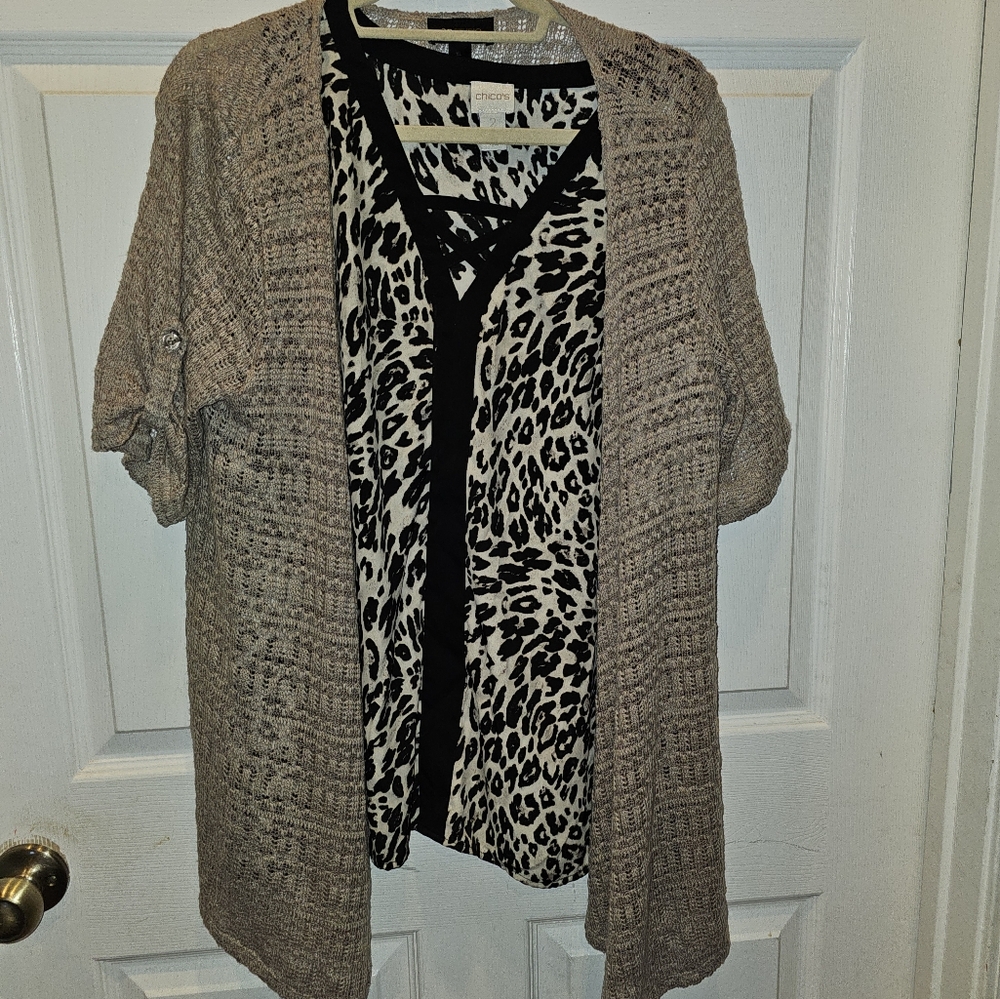 Chico's cold Shoulder lightweight leopard blouse medium or large sz2 chico chart - Picture 5 of 5